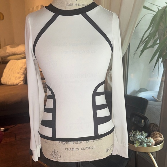 SHEIN Tops - SHEIN Monochrome Black & White Long Sleeve Shirt Casual Athleisure Top Small